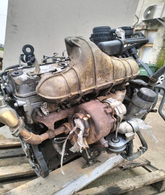 Motor fara anexe 2.5TDI BJL Volkswagen VW Crafter prima generatie