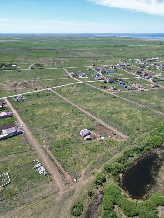 Участки возле реки в 6 микрорайоне