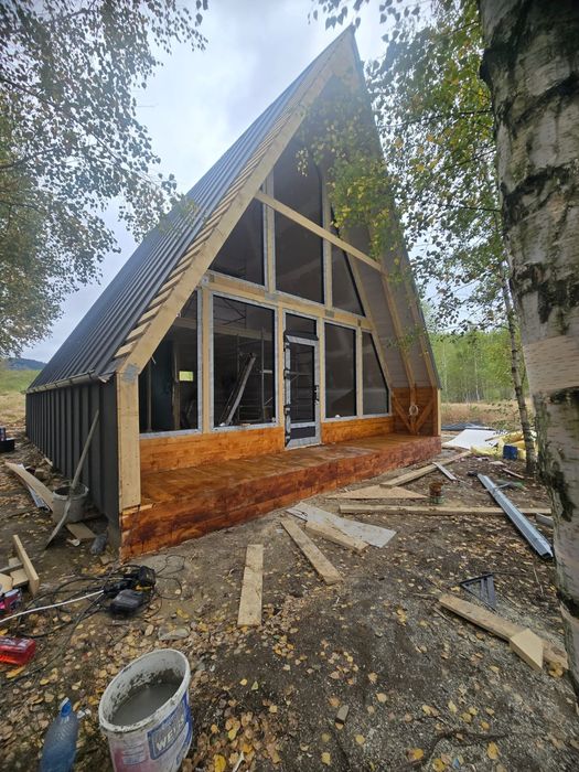 Vand case modulare cabane A-frame ori ce dimensiune