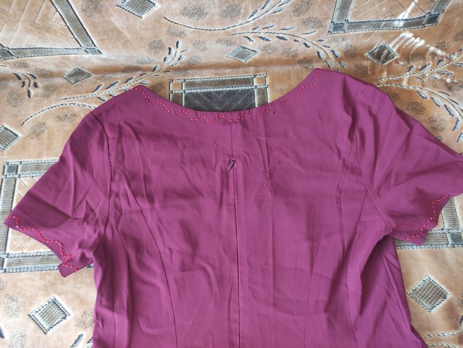 Продам женское платье