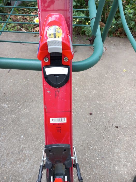 Продавам  употребявани Ски