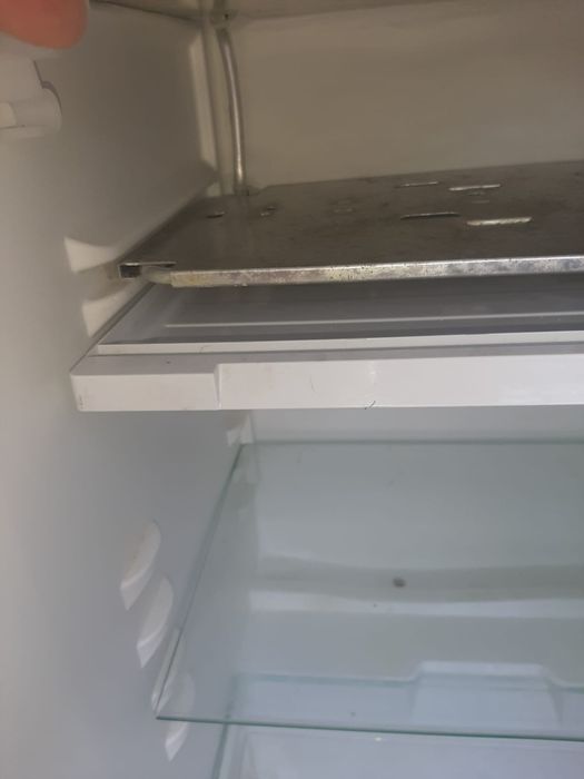 Холодильник сатылады