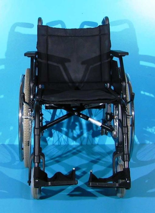 Scaun cu rotile handicap Dietz - latime sezut 45 cm