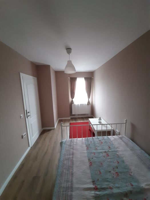 Inchiriez apartament 3 camere zona marasti