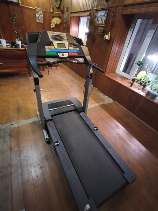 Продам беговую дорожку(USA)