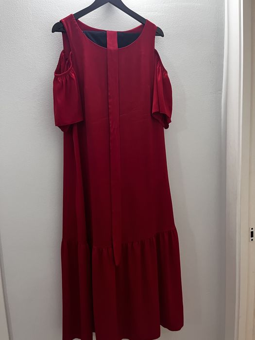 Продам платье новое!