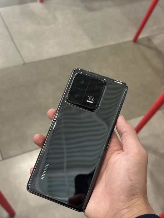 Продам Xiaomi 13 pro