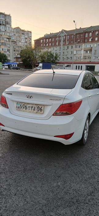 Hyundai Accent 2014  обём 1.6