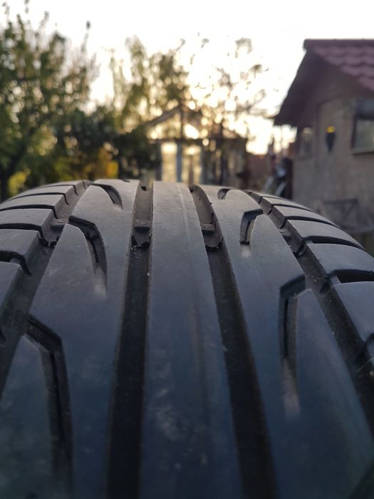 Semperit 205/55/17 aproape ca noi