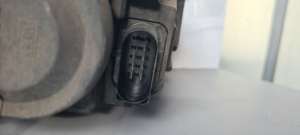 Фар VW Golf 6 2012г.