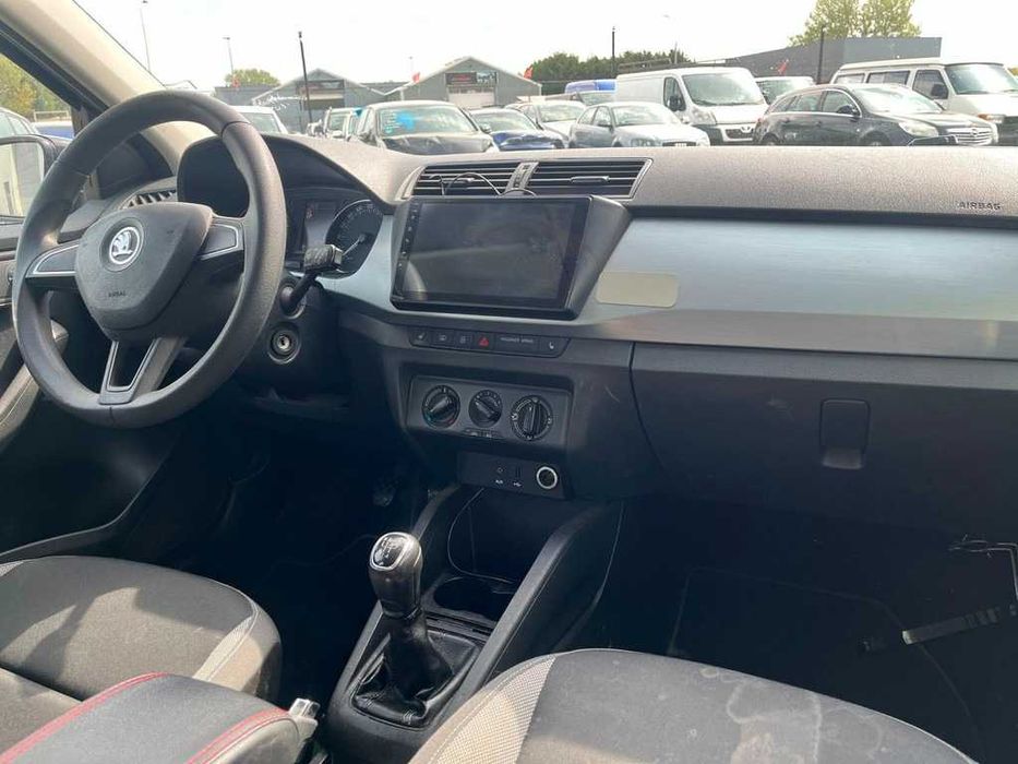skoda fabia 3 avariat motordefect motorstricat euro 5 fabia 2016 -1.4d