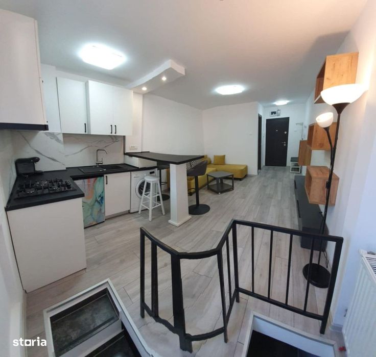 Apartament 2 camere zona AFI,CU SCARA INTERIOARA