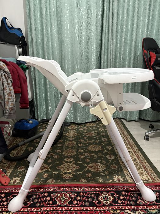 Детское кресло (для кормления)