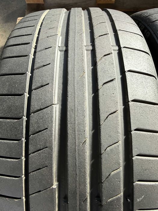 2x Anvelope Vara 235/35 R19 - Continental Conti Premium Contact 5P