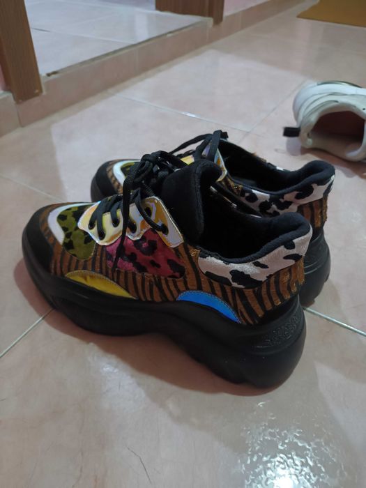 Reebok , Liu Jo,шарени ,Nike 40р , Lacoste,44р,Champion CANNA 39р.нови