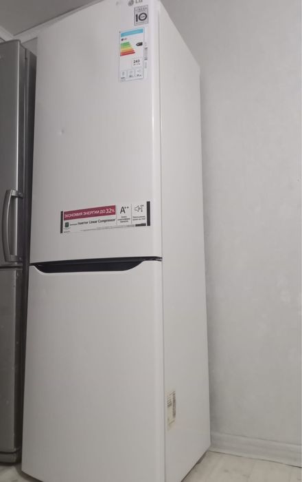 Холодильник LG-2метраА+NO FROST