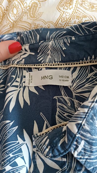 Два броя ризи момче 140-146см