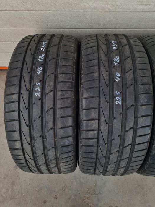 Летни гуми 4 броя Спорт П. HONAKOOK Ventus S1 Evo2 255 35 R18 225 40 R18 дот 2618