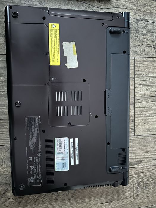 Lenovo Yoga Sony Vaio лаптопи