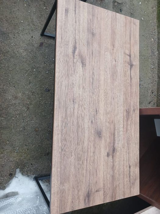 Книжный стол для дома