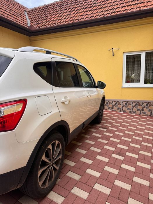 NISSAN Qashqai 2011 — imagine 2