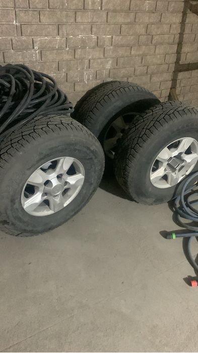 Резина с дисками 285/75/16