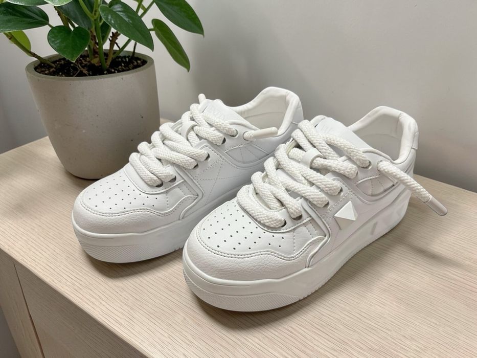 Valentino Garavani unisex colet cu VERIFICARE