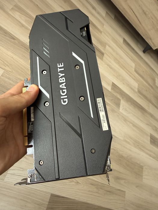 Placa video GTX 1660 TI 6gb ddr6X