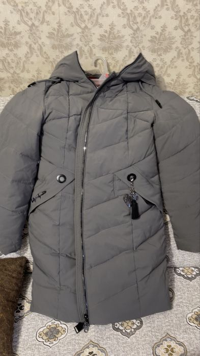 Зимняя куртка теплая