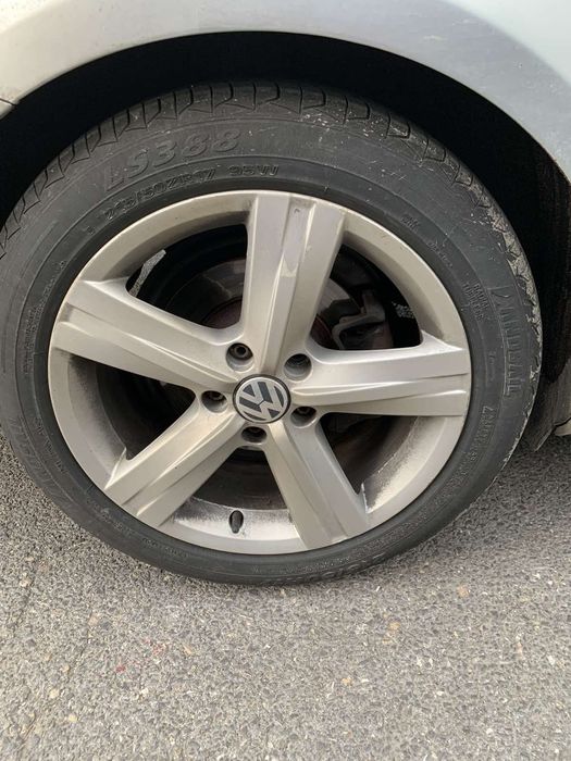 Фолксваген Пасат Б7 1.6 тди 105 коня 2013 год