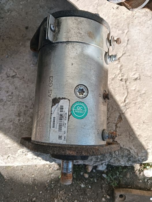 Electrodinam cu funcție de pornire și incarcare