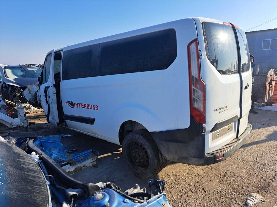 Dezmembrez Ford Transit Custom de Persoane 2.2 Tdci DRFF 100 Cai