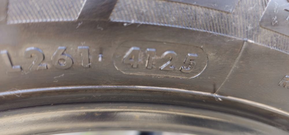 Всесезонни гуми 205 55 16