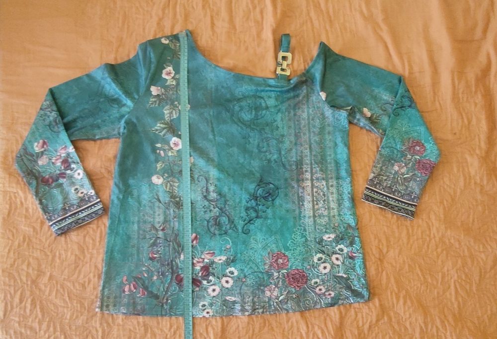 Блуза дамска раздвижена форма