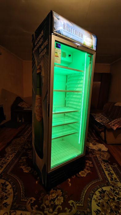 Холодильник новый