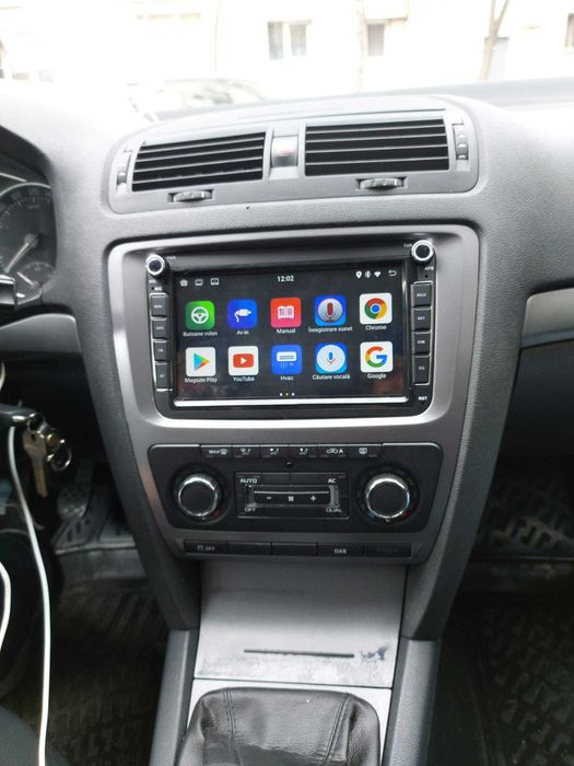 Navigatie Android Passat Skoda Waze YouTube GPS BT