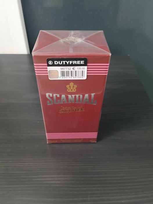 Parfum scandal Jean Paul gaultier