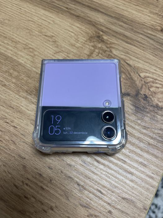 Samsung Galaxy Z flip 4