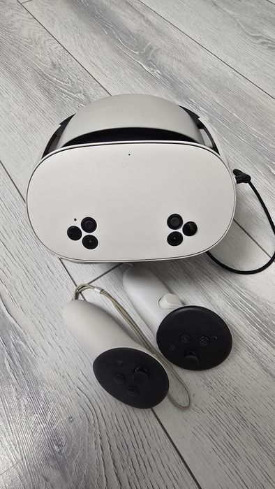 Ochelarii VR Meta Quest 3s cu headstrap Bobovr