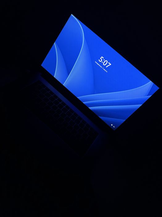 Ноутбук huawei magic book