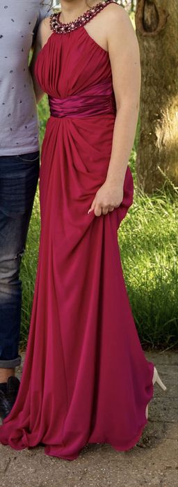 Бална рокля (официална рокля)