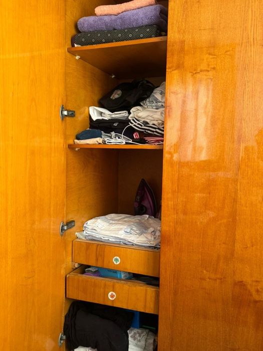 шкаф старый коричн