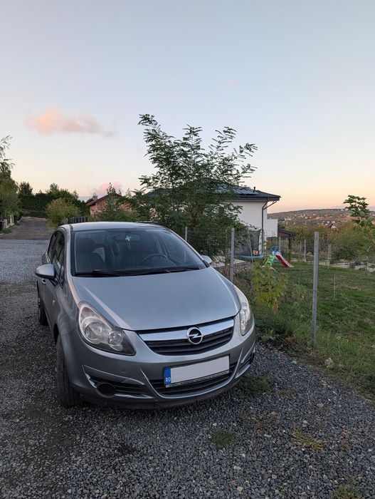 Opel Corsa D Edition Anniversary 1.4 Benzină | 2011 | 95.000 km