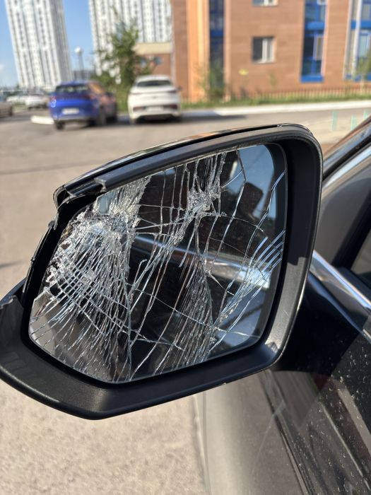 Зеркало Хавал джулион левое