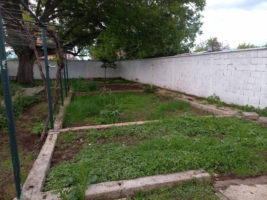 Продава се Къща в Казанлък - 200 кв.м за 638 €/кв.м - Снимка #14