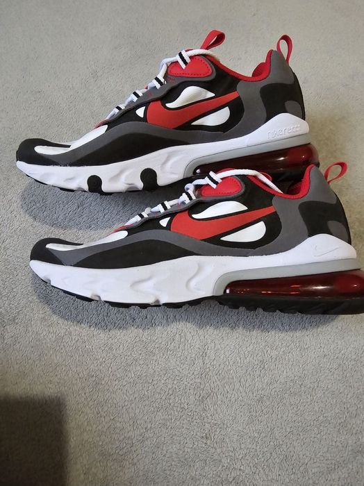 Nike Air Max 270 React