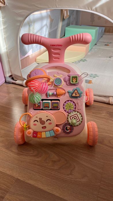 Детска проходилка/уолкър