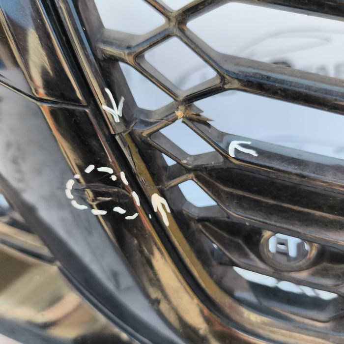 Bara fata Audi RS4 B9 an 2019-2020-2021-2022-2023