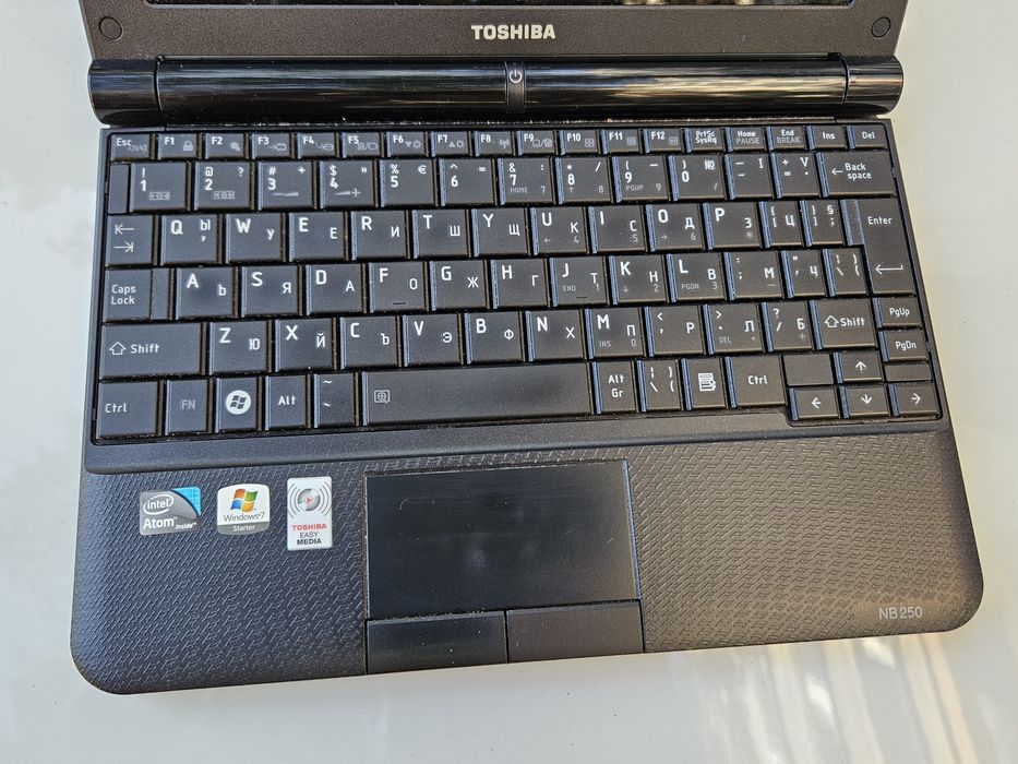 Lap Top Toshiba, в отлично състояние лаптоп , компютър  ,