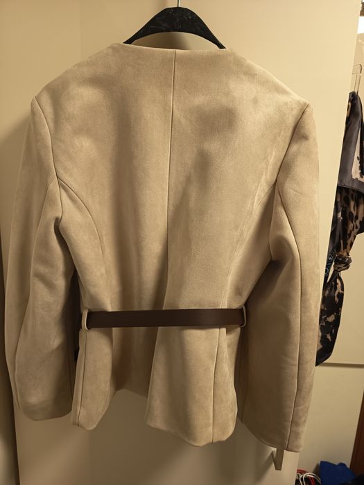 Пролетно сако Зара